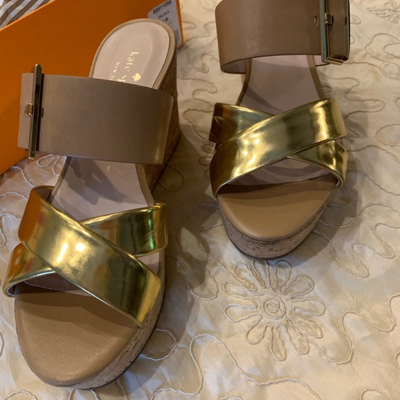 kate spade Shoes - Kate Spade wedges tan & gold